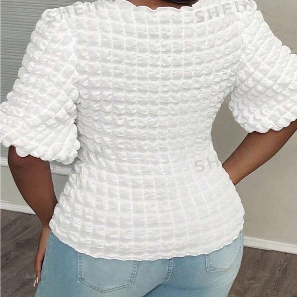 Short sleeve popcorn bubble top - Picture 3 of 5